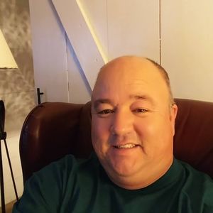 Meet your Posher, Stuart